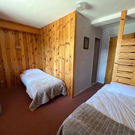 Hotel Restaurant La Pendine Les Pres Dış mekan fotoğraf