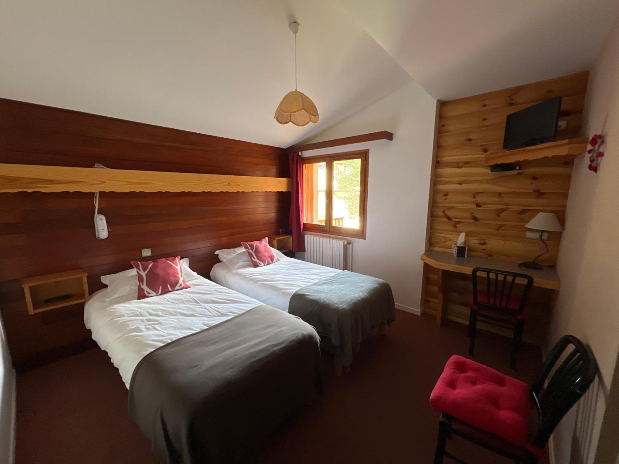 Hotel Restaurant La Pendine Les Pres Dış mekan fotoğraf